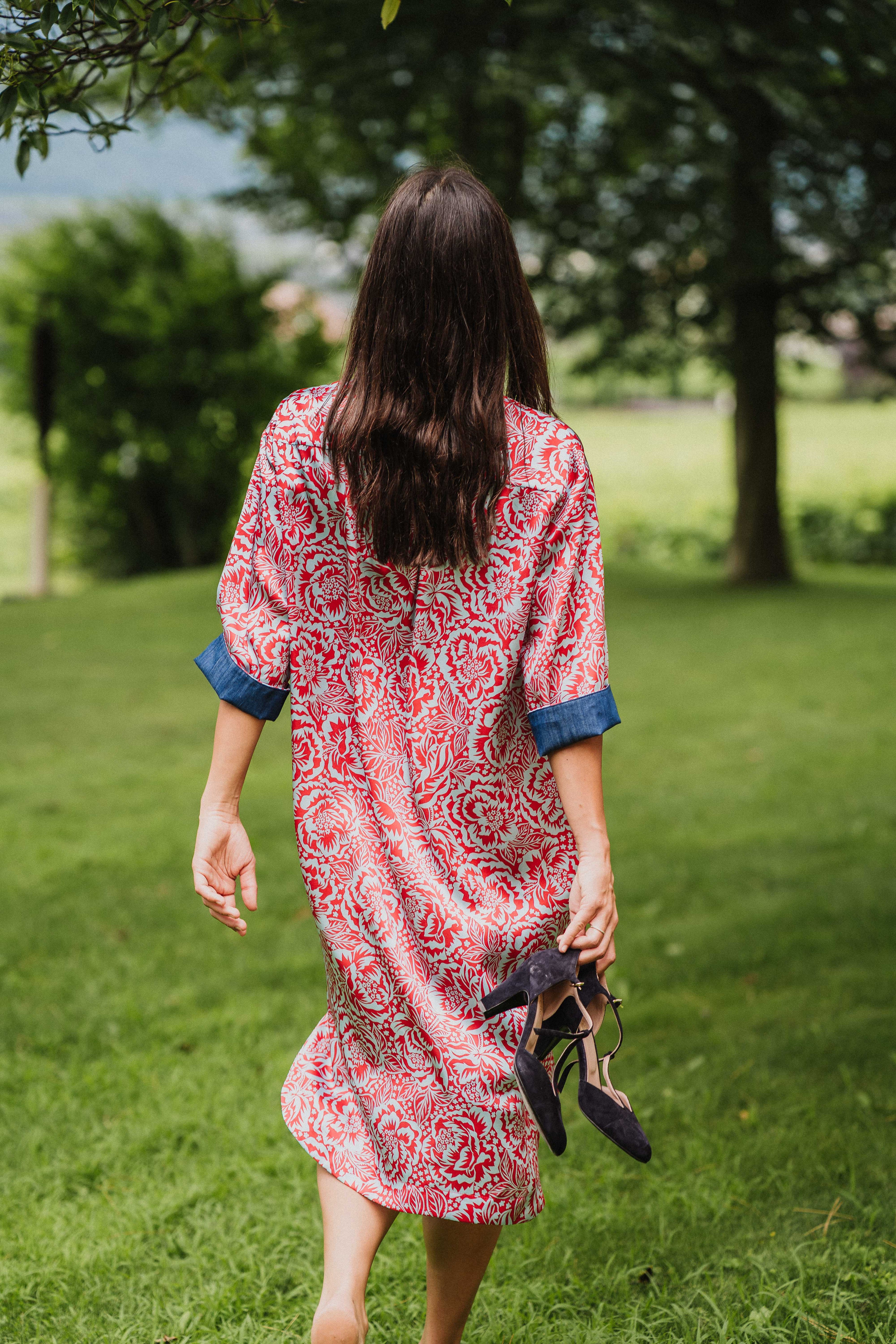 Maggie Long Silk Irene