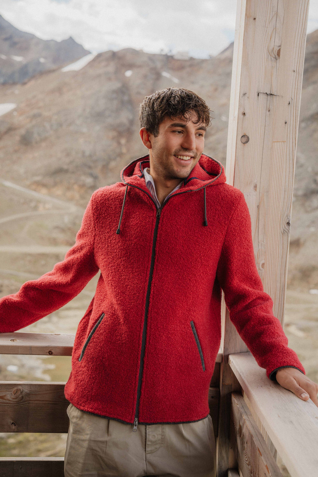 AP Auro Bouclé Red