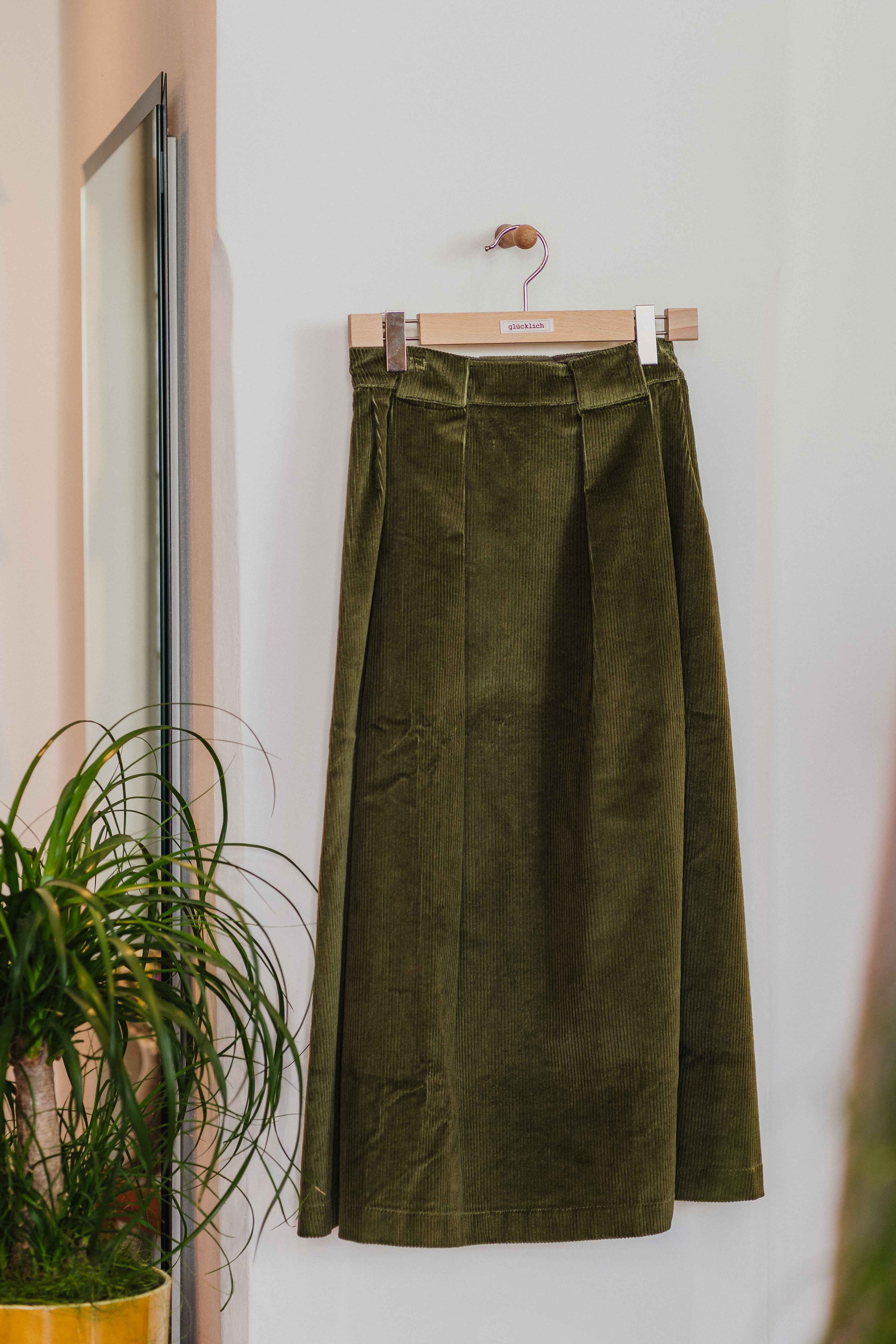 Rosa Corduroy Olive