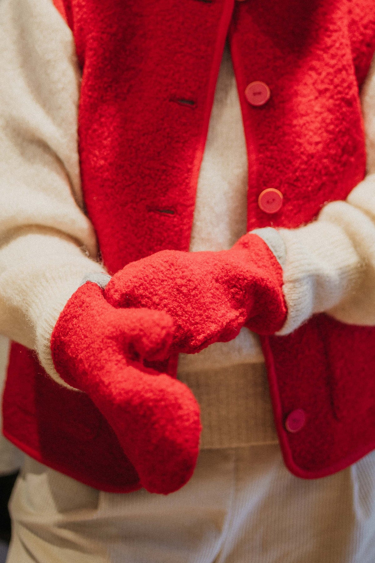 Mano Bouclé Red