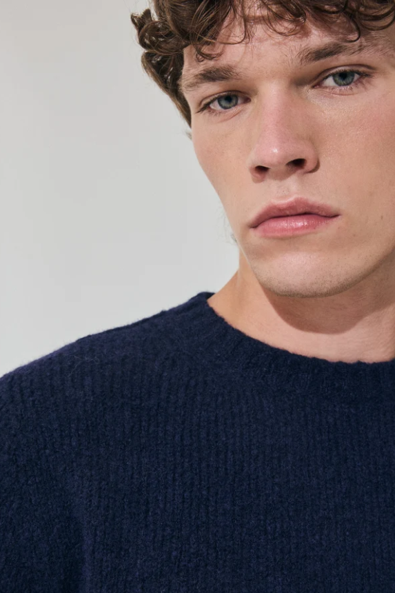 Round Neck Puffed Navy