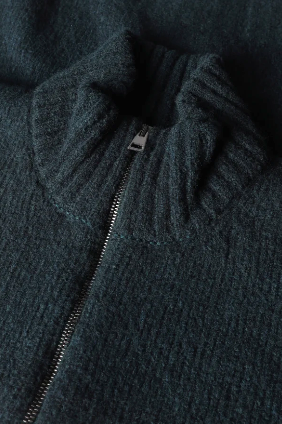 Zipper Puffed Pine